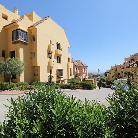 Duquesa Village Apartment - 2 Bed/2 Bath Apartment With Panoramic Sea Views Manilva Eksteriør bilde