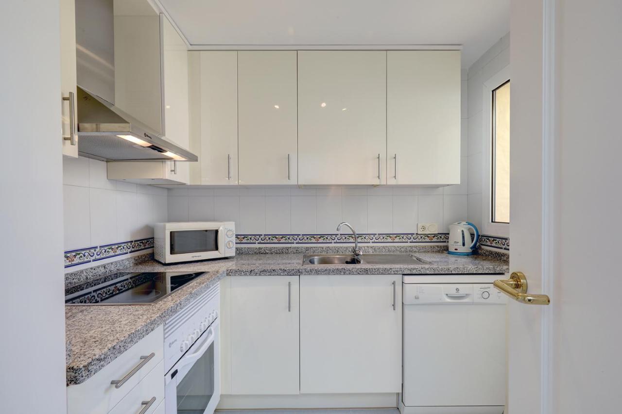 Duquesa Village Apartment - 2 Bed/2 Bath Apartment With Panoramic Sea Views Manilva Eksteriør bilde