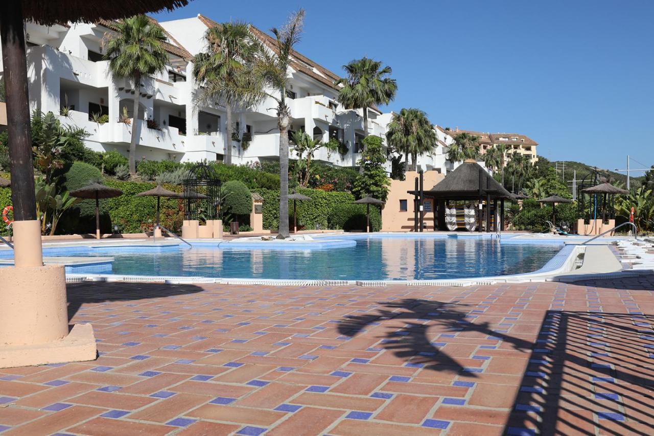 Duquesa Village Apartment - 2 Bed/2 Bath Apartment With Panoramic Sea Views Manilva Eksteriør bilde