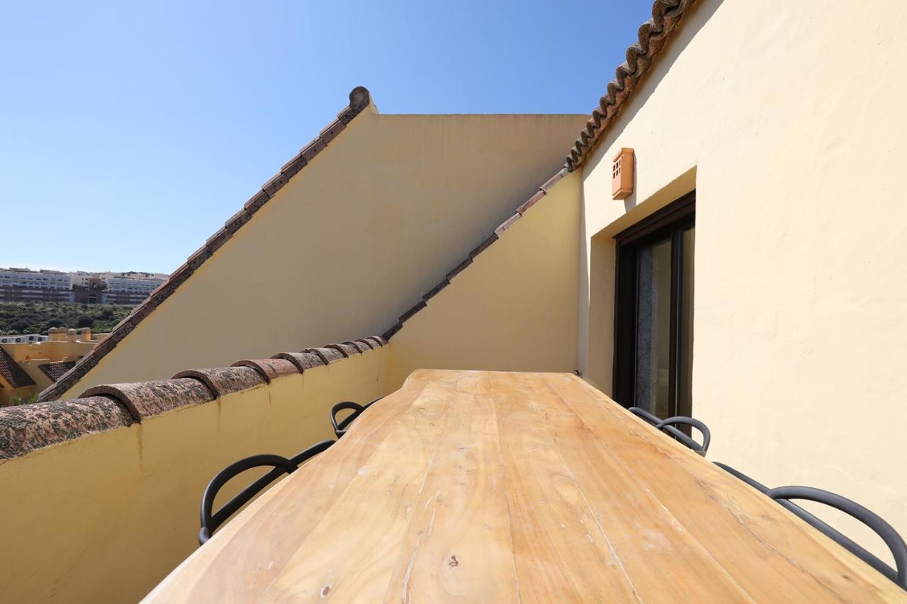 Duquesa Village Apartment - 2 Bed/2 Bath Apartment With Panoramic Sea Views Manilva Eksteriør bilde