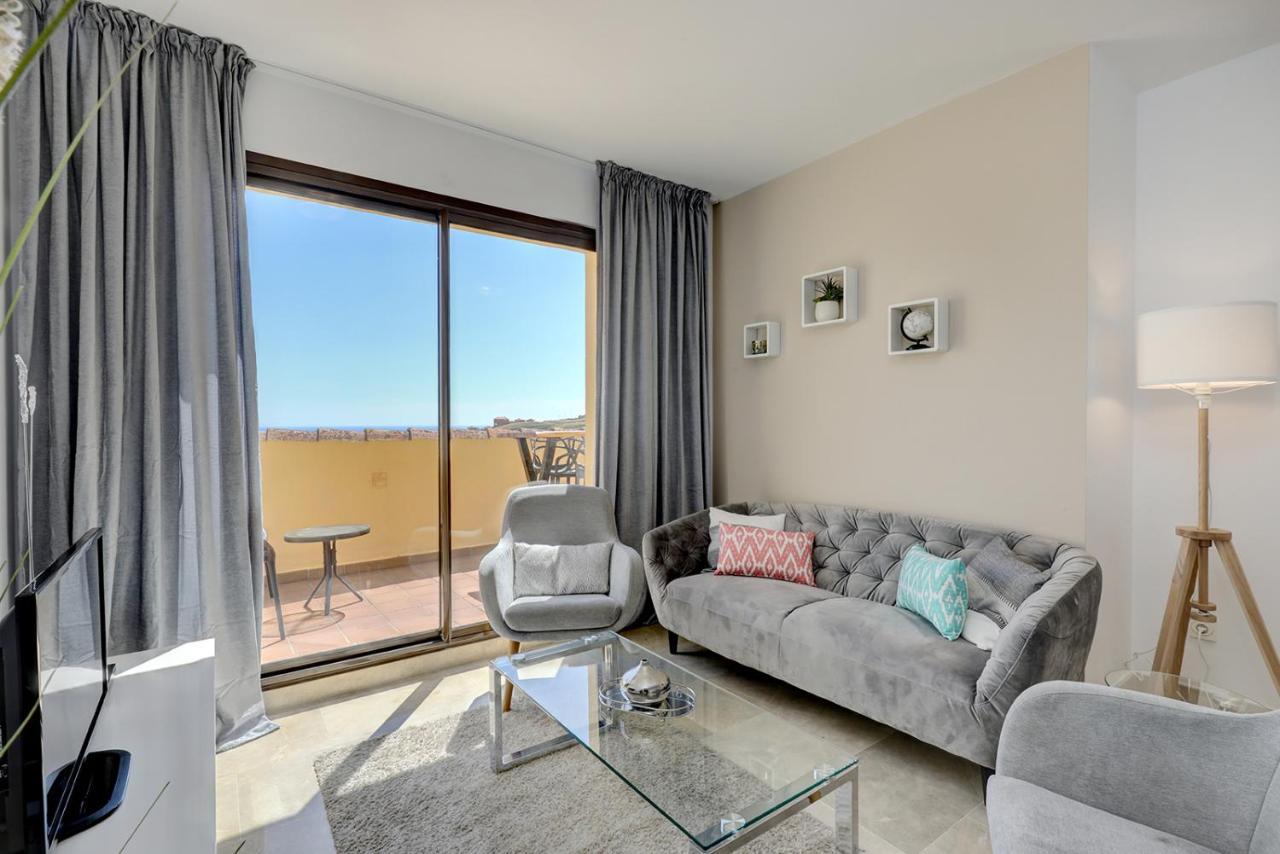 Duquesa Village Apartment - 2 Bed/2 Bath Apartment With Panoramic Sea Views Manilva Eksteriør bilde