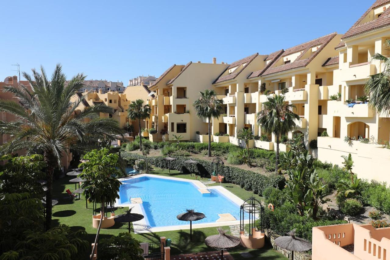 Duquesa Village Apartment - 2 Bed/2 Bath Apartment With Panoramic Sea Views Manilva Eksteriør bilde