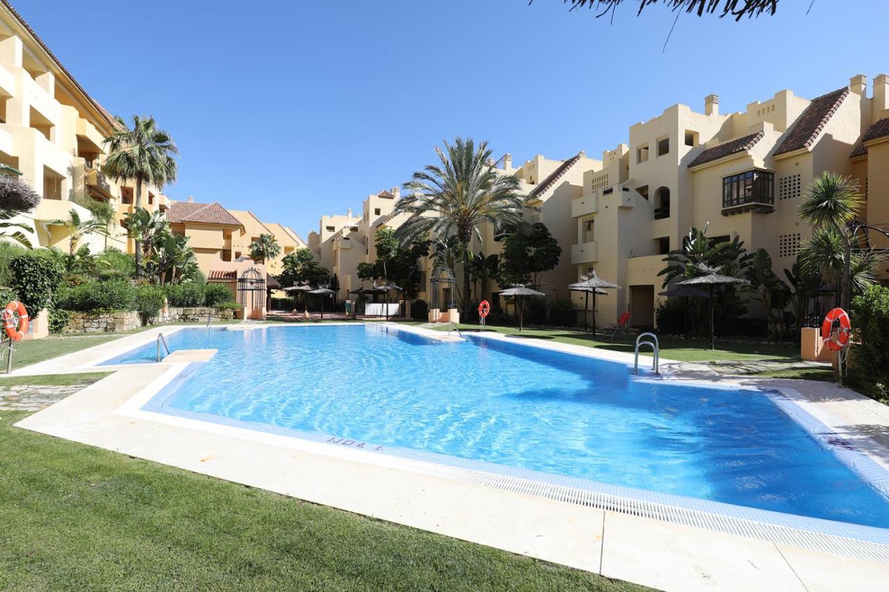 Duquesa Village Apartment - 2 Bed/2 Bath Apartment With Panoramic Sea Views Manilva Eksteriør bilde